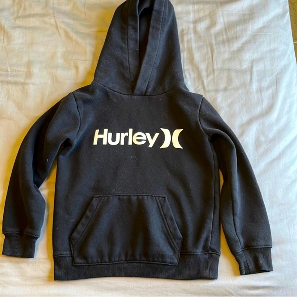Size 5 boys black Hurley hoodie